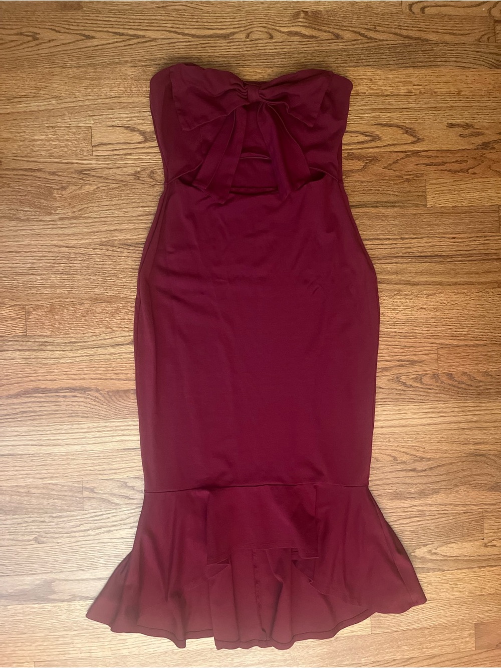 Vici Strapless Bow-Front Burgundy Mermaid Hem Dress